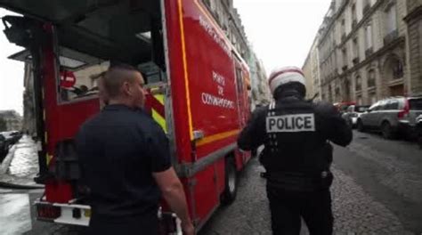 Police in Paris arrested a man who targeted passersby, killing 1, injuring 2 others, official says